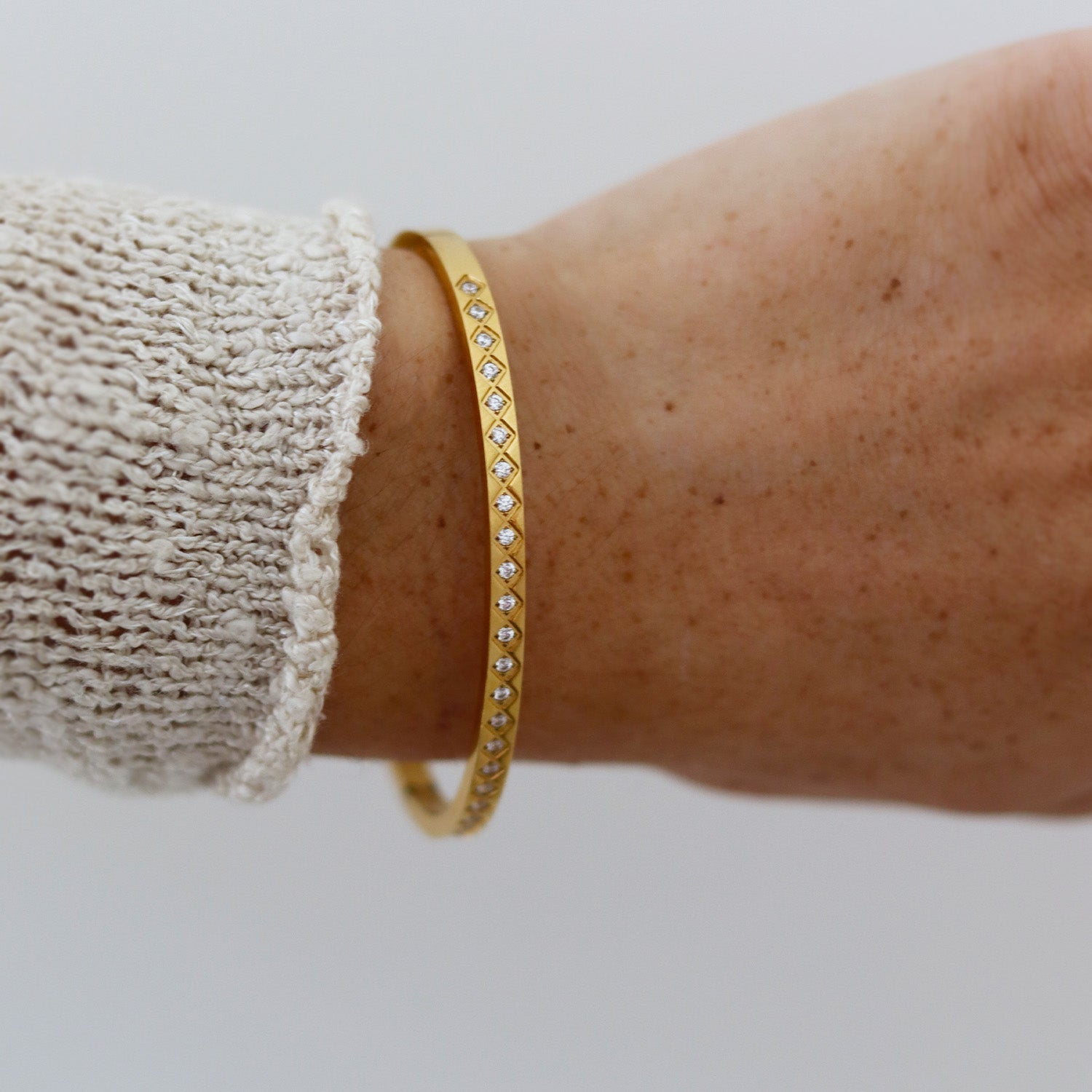 Ivetka - Gouden Diamanten Bangle voor Vrouwen