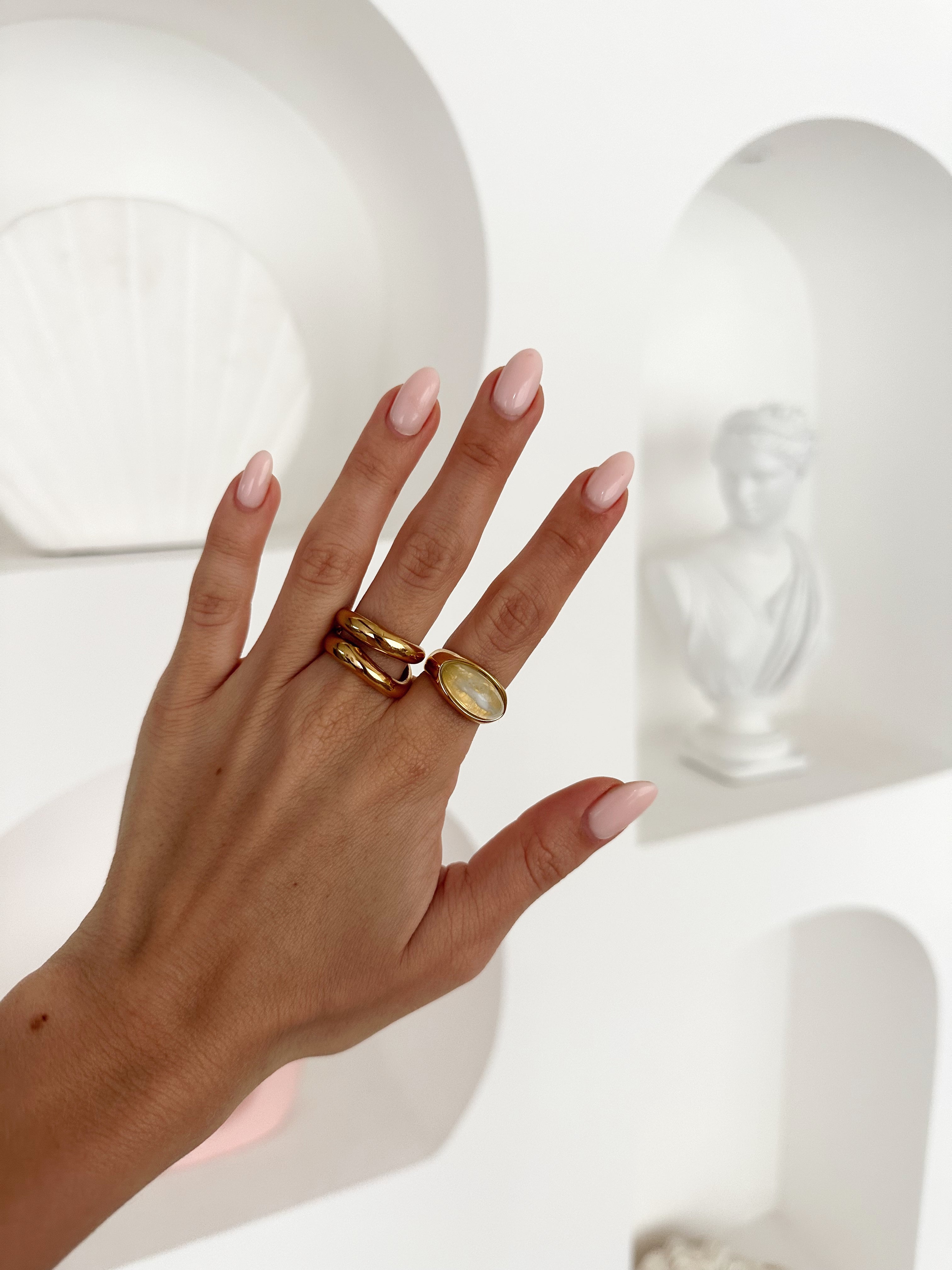 Kseniya - Gouden Stenen Ring voor Vrouwen